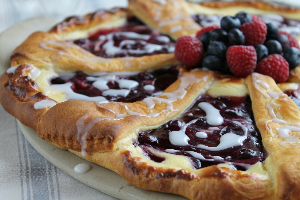 Blackcurrant Croissant Cheese Cake Recipes