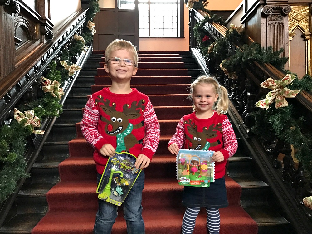 Siblings Seeing Santa December 2016 the siblings project 