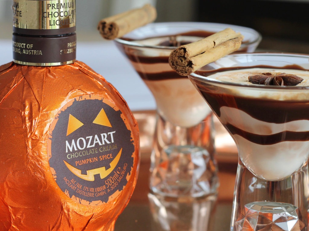 Chocolate Pumpkin Spice Rum martini halloween cocktails