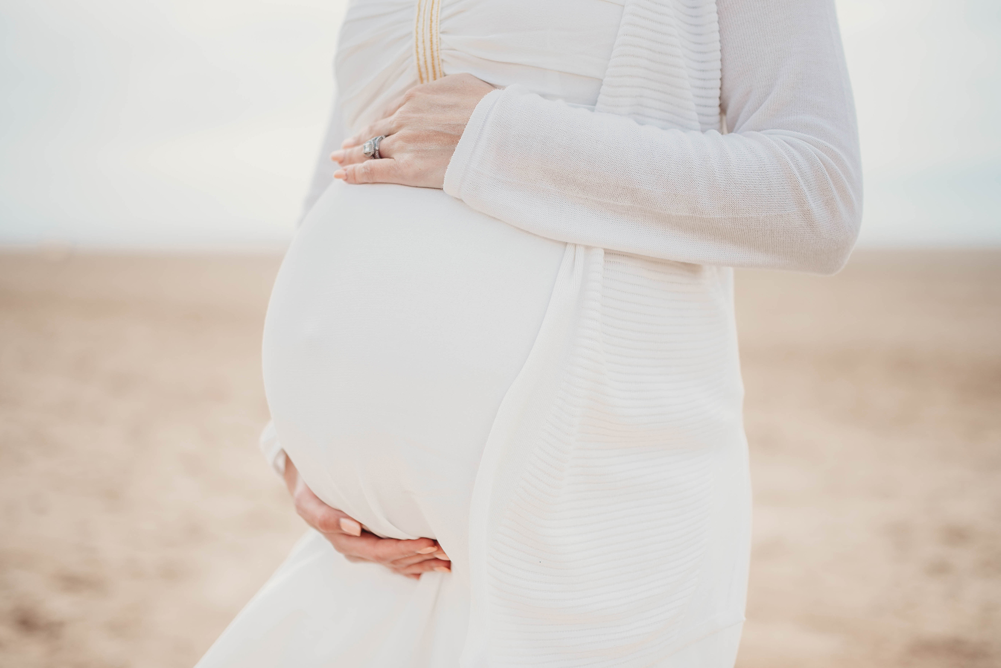 Maternity Photoshoot on the beach third pregnancy 32 weeks pregnant Robyn Swain Photography 