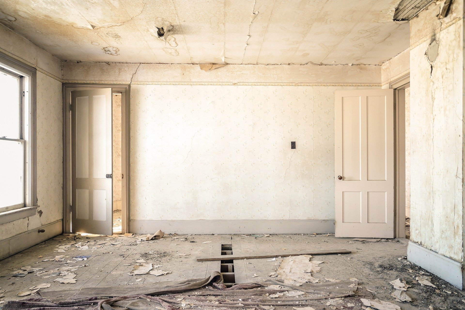 How to Avoid Disasters in the House
