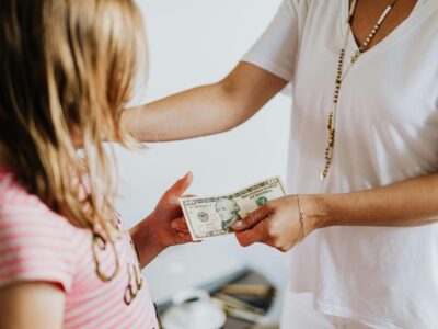 Raising Financially Confident Kids: 4 Habits That Start At Home